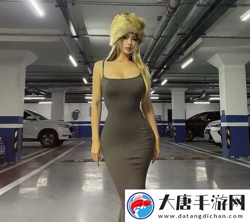豐滿(mǎn)的女鄰居：她的魅力如春風(fēng)-溫暖你的心靈與每一個(gè)日夜！